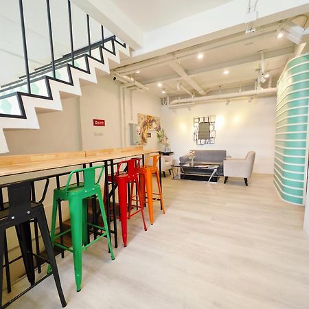 Ostay Asoke Bangkok Makkasan Bagian luar foto