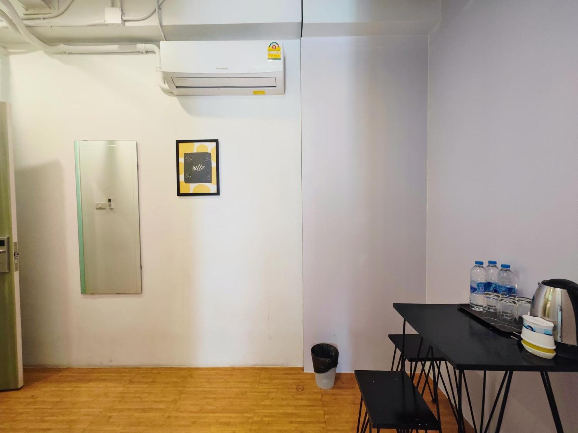 Ostay Asoke Bangkok Makkasan Bagian luar foto