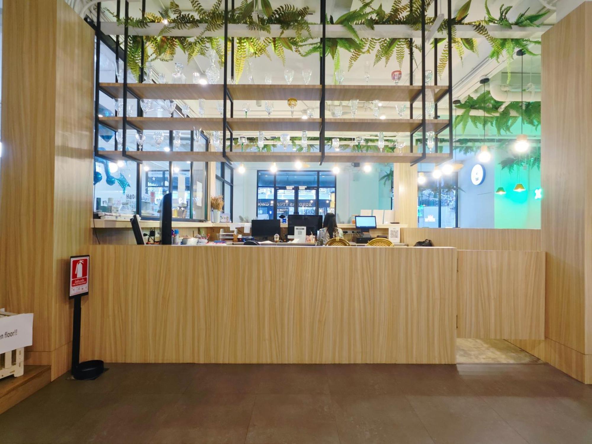 Ostay Asoke Bangkok Makkasan Bagian luar foto